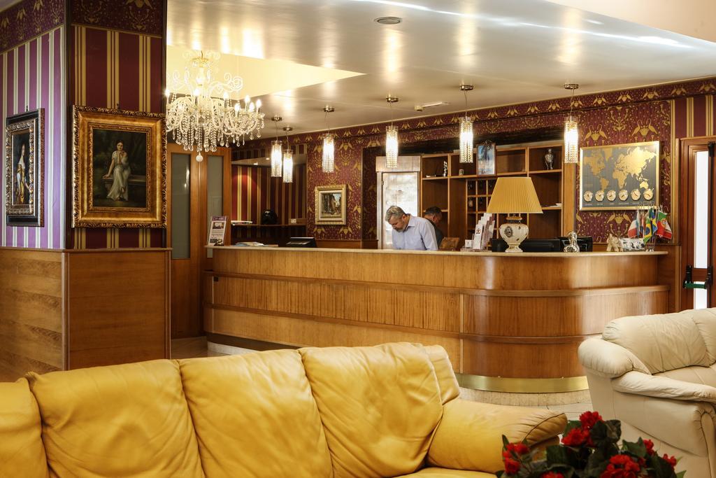 Hotel Max أفيرسا المظهر الخارجي الصورة